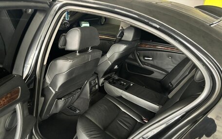 BMW 5 серия, 2004 год, 850 000 рублей, 10 фотография