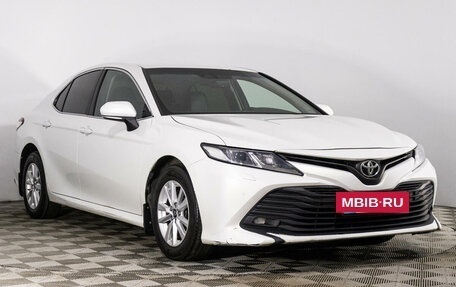 Toyota Camry, 2019 год, 2 600 000 рублей, 3 фотография