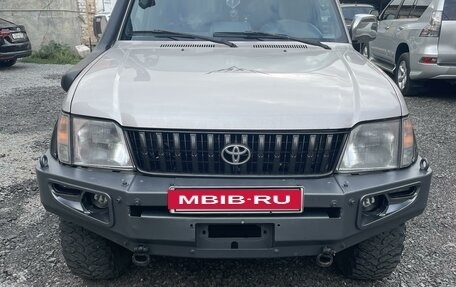 Toyota Land Cruiser Prado 90 рестайлинг, 1997 год, 1 500 000 рублей, 2 фотография