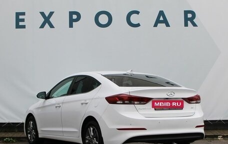 Hyundai Elantra VI рестайлинг, 2018 год, 1 674 000 рублей, 3 фотография