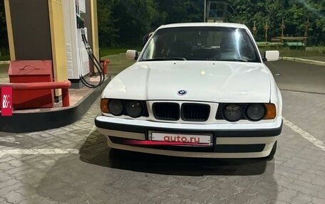 BMW 5 серия, 1994 год, 570 000 рублей, 3 фотография