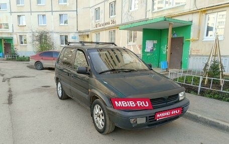 Mitsubishi Space Runner II, 1997 год, 160 000 рублей, 2 фотография