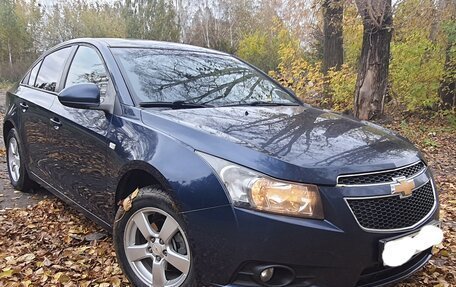 Chevrolet Cruze II, 2012 год, 970 000 рублей, 2 фотография