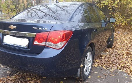 Chevrolet Cruze II, 2012 год, 970 000 рублей, 3 фотография