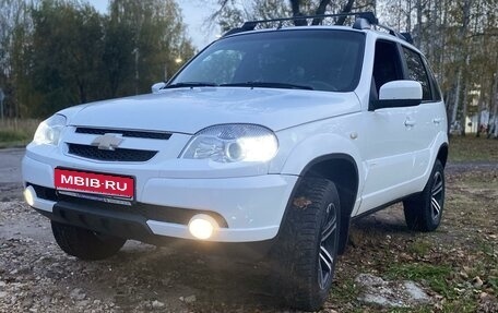 Chevrolet Niva I рестайлинг, 2013 год, 665 000 рублей, 1 фотография