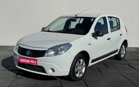 Renault Sandero I, 2013 год, 699 999 рублей, 1 фотография