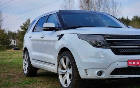 Ford Explorer VI, 2013 год, 1 920 000 рублей, 1 фотография