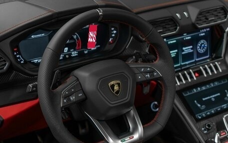 Lamborghini Urus I, 2024 год, 44 000 000 рублей, 15 фотография