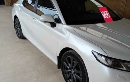 Toyota Camry, 2019 год, 2 700 000 рублей, 2 фотография