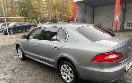 Skoda Superb III рестайлинг, 2011 год, 970 000 рублей, 4 фотография