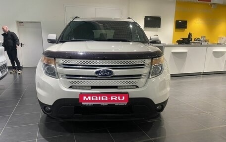 Ford Explorer VI, 2012 год, 1 850 000 рублей, 2 фотография