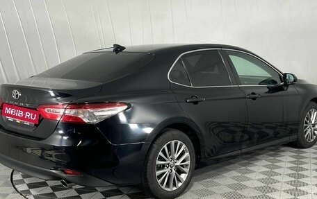 Toyota Camry, 2019 год, 2 530 000 рублей, 5 фотография