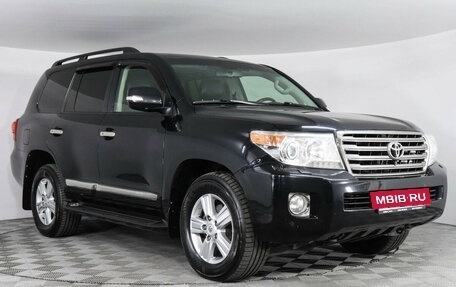 Toyota Land Cruiser 200, 2013 год, 4 099 000 рублей, 3 фотография