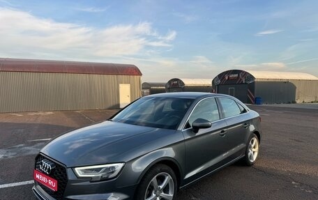 Audi A3, 2018 год, 2 300 000 рублей, 1 фотография