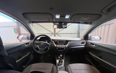 Hyundai Solaris II рестайлинг, 2018 год, 1 250 000 рублей, 4 фотография