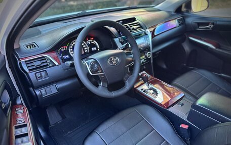 Toyota Camry, 2012 год, 1 850 000 рублей, 9 фотография