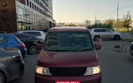 Honda Stepwgn II рестайлинг, 2001 год, 700 000 рублей, 1 фотография