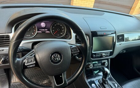 Volkswagen Touareg III, 2012 год, 2 850 000 рублей, 9 фотография