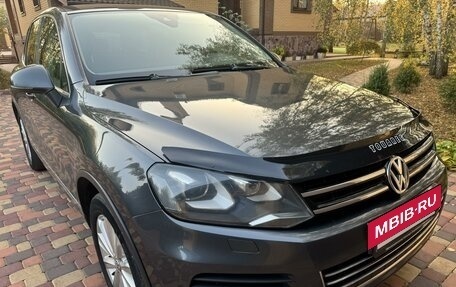 Volkswagen Touareg III, 2012 год, 2 850 000 рублей, 4 фотография