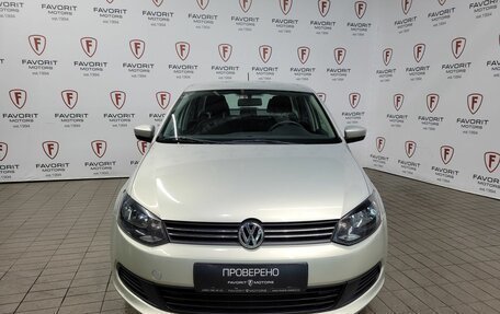 Volkswagen Polo VI (EU Market), 2013 год, 850 000 рублей, 2 фотография