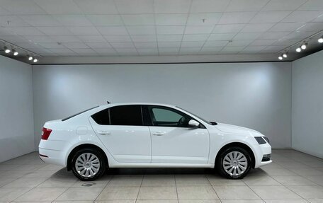 Skoda Octavia, 2019 год, 1 759 600 рублей, 7 фотография