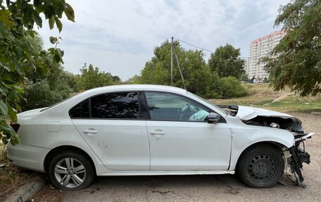 Volkswagen Jetta VI, 2016 год, 700 000 рублей, 2 фотография