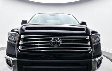 Toyota Tundra II, 2021 год, 10 389 000 рублей, 2 фотография