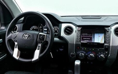 Toyota Tundra II, 2021 год, 10 389 000 рублей, 13 фотография