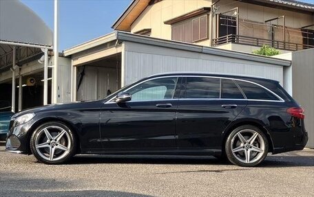 Mercedes-Benz C-Класс, 2017 год, 1 880 000 рублей, 2 фотография