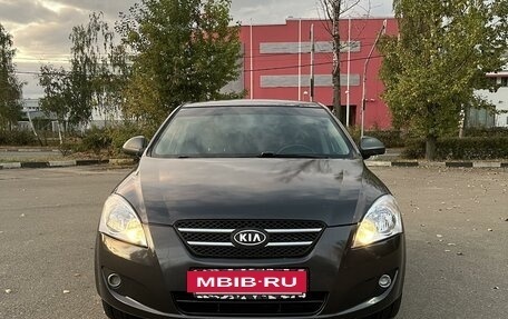 KIA cee'd I рестайлинг, 2008 год, 605 000 рублей, 2 фотография