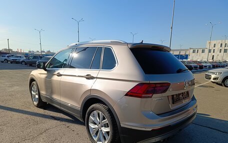 Volkswagen Tiguan II, 2018 год, 2 549 000 рублей, 5 фотография