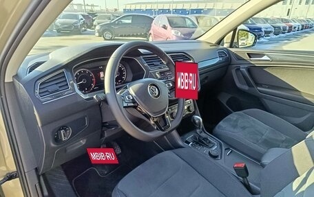 Volkswagen Tiguan II, 2018 год, 2 549 000 рублей, 10 фотография