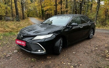 Toyota Camry, 2021 год, 3 980 000 рублей, 6 фотография