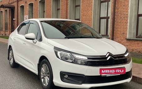 Citroen C4 II рестайлинг, 2017 год, 1 380 000 рублей, 5 фотография