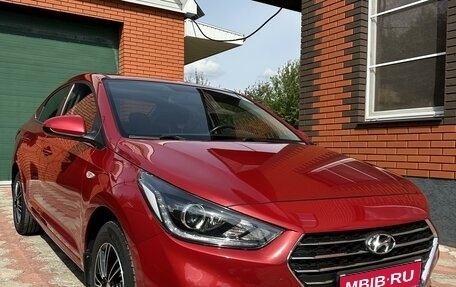 Hyundai Solaris II рестайлинг, 2017 год, 1 620 000 рублей, 1 фотография