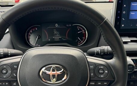 Toyota RAV4, 2022 год, 4 500 000 рублей, 9 фотография