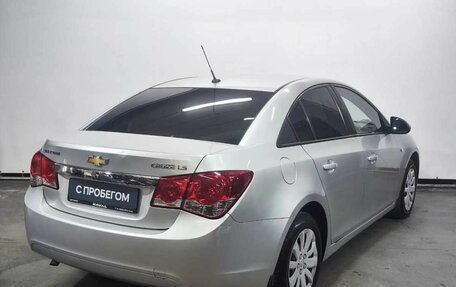 Chevrolet Cruze II, 2010 год, 750 000 рублей, 5 фотография