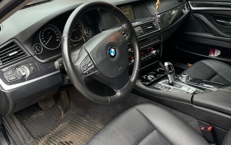 BMW 5 серия, 2012 год, 1 710 000 рублей, 11 фотография