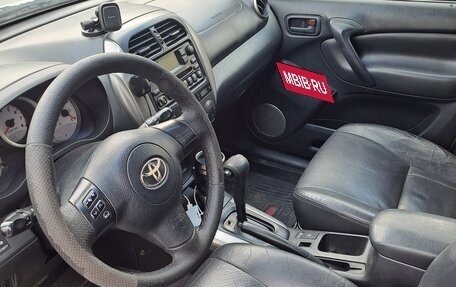 Toyota RAV4, 2005 год, 900 000 рублей, 9 фотография