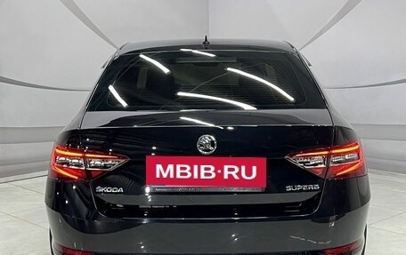 Skoda Superb III рестайлинг, 2019 год, 2 048 000 рублей, 6 фотография