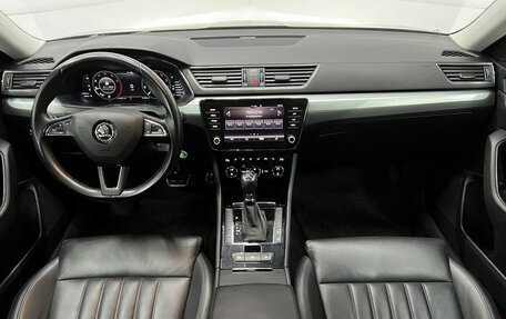 Skoda Superb III рестайлинг, 2019 год, 2 048 000 рублей, 15 фотография