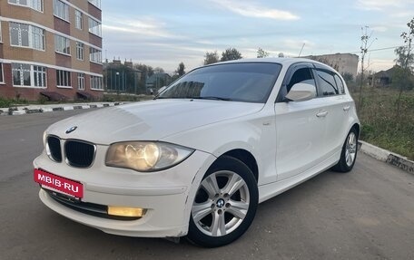 BMW 1 серия, 2011 год, 980 000 рублей, 15 фотография