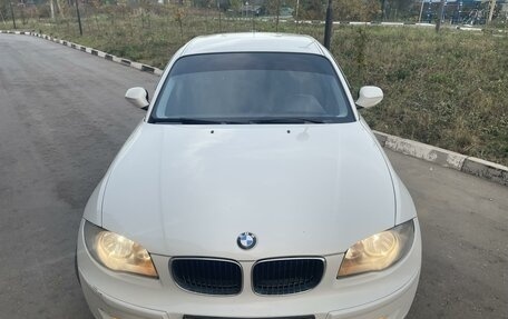 BMW 1 серия, 2011 год, 980 000 рублей, 13 фотография