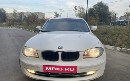 BMW 1 серия, 2011 год, 980 000 рублей, 14 фотография