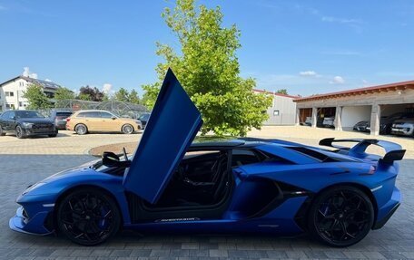 Lamborghini Aventador I рестайлинг, 2021 год, 71 000 000 рублей, 5 фотография