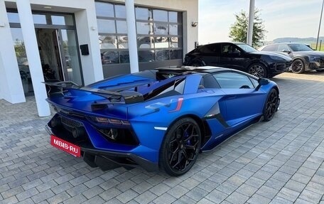 Lamborghini Aventador I рестайлинг, 2021 год, 71 000 000 рублей, 8 фотография