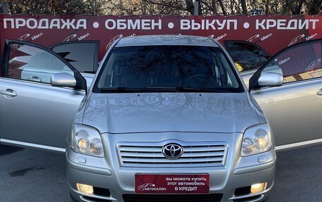 Toyota Avensis III рестайлинг, 2005 год, 899 000 рублей, 5 фотография