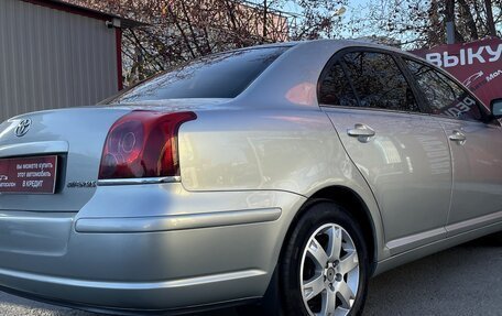 Toyota Avensis III рестайлинг, 2005 год, 899 000 рублей, 3 фотография