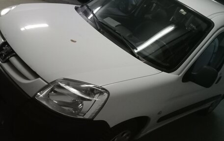 Peugeot Partner II рестайлинг 2, 2011 год, 900 000 рублей, 9 фотография