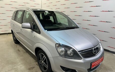 Opel Zafira B, 2013 год, 935 000 рублей, 2 фотография